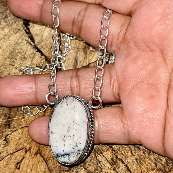 Dendritic Agate Pendant Necklace - Picture 5 of 13